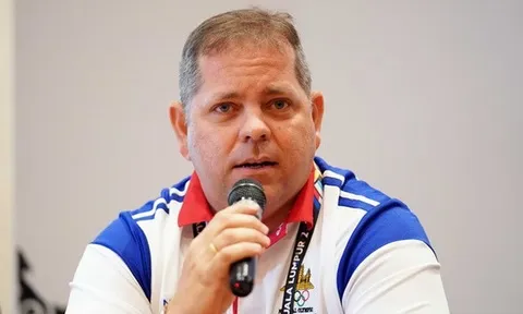 Nhà cầm quân tuyển Campuchia tuyên bố "sốc" trước thềm SEA Games