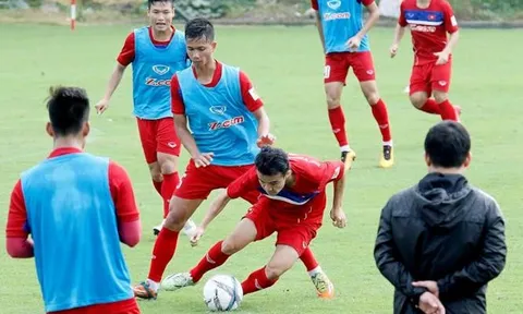 U22 Việt Nam tập luyện: Tuấn Anh gây ấn tượng tốt