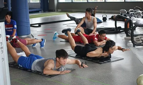 Tuyển thủ U22 VN hùng hục tập GYM, Công Phượng "mất tích" bí ẩn