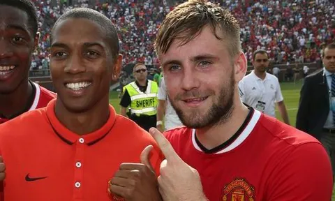 U23 Man Utd gây thất vọng trong ngày tái xuất của Young và Shaw