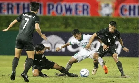 U22 Thái Lan bất lực trước Indonesia, vẫn đoạt vé vào VCK