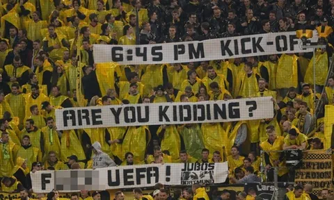 ‘UEFA đối xử với Dortmund như con vật’