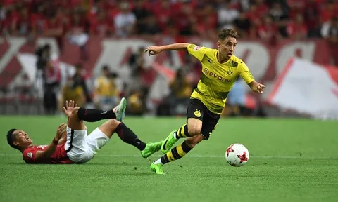 Urawa Red 2-3 Dortmund: Messi Thổ Nhĩ Kỳ lập cú đúp
