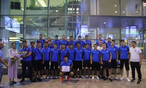 Vừa đặt chân xuống Nội Bài, Uzbekistan đã muốn đánh bại U23 Việt Nam