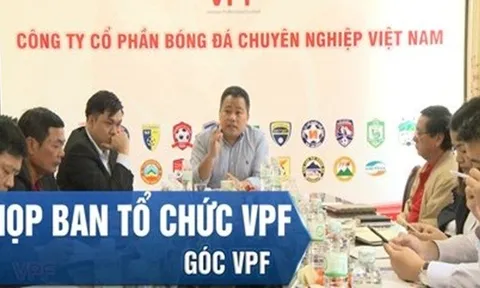 V-League 2017 ngấp nghé vỡ giải: Đuối từ người cầm lái
