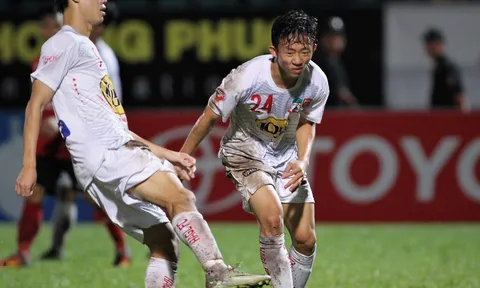 5 điểm nhấn vòng 13 V-League 2017