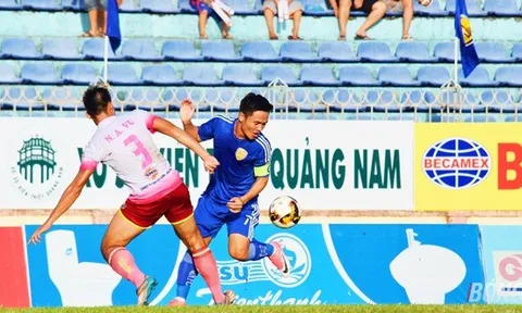 Níu chân nhau, Quảng Nam FC nguy cơ bật khỏi top đầu