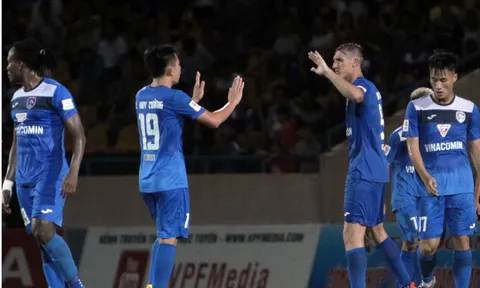 Thần tài Dyachenko tỏa sáng, Than Quảng Ninh nhấn chìm Long An