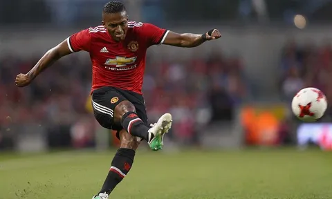 Valencia ôm mộng vô địch Siêu cúp châu Âu