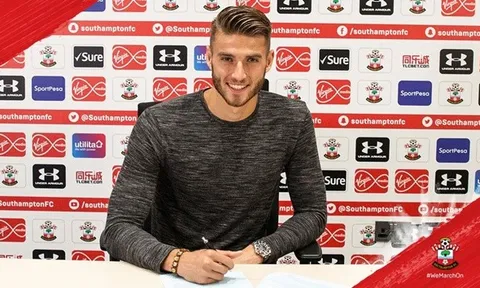 "Van Dijk 2.0" cập bến Southampton
