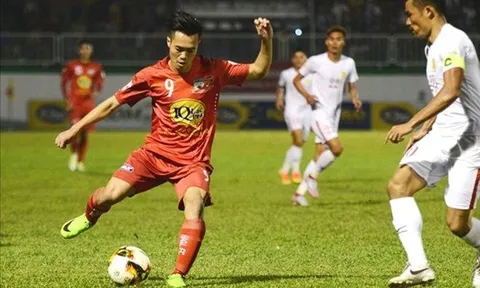 Văn Toàn có nhiều cơ hội đá chính và tỏa sáng tại J.League