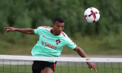 Vắng Ronaldo, Nani trở thành tâm điểm trên tuyển Bồ Đào Nha
