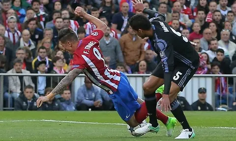 Chấm điểm Real Madrid sau trận Atletico: Đẳng cấp Benzema, Isco xứng đáng đá chính