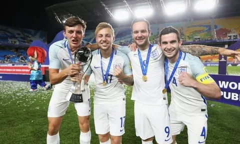 Tuyển Anh bị FIFA phạt vì sử dụng "nước cấm"