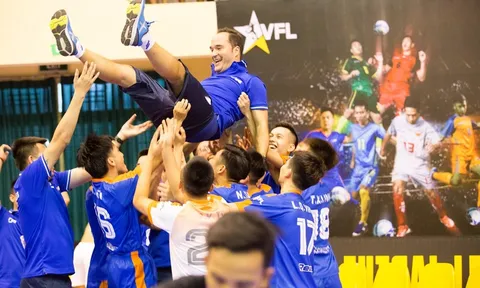 Hanoi Buffaloes vô địch VFL đầy kịch tính