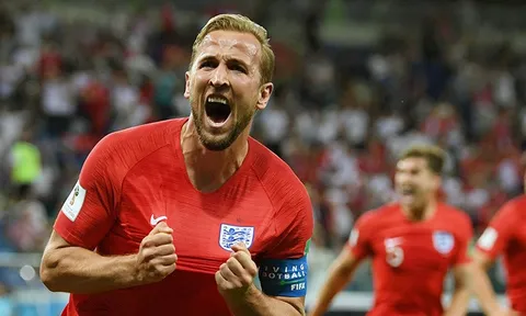 Vì sao 'Beckham vùng Bury' không ăn mừng cùng Harry Kane?