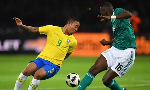 Vì sao Tite đã đúng khi chọn Jesus thay vì Firmino