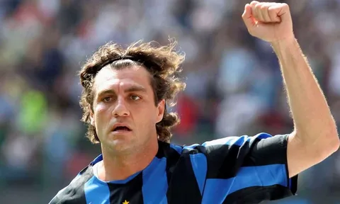 Vieri: 'Inter nên ngừng ngay việc mua cầu thủ tầm trung'