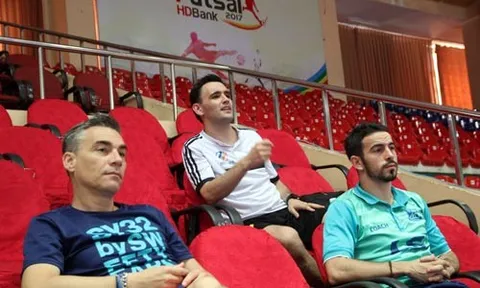 8 thầy "Tây" của futsal Việt