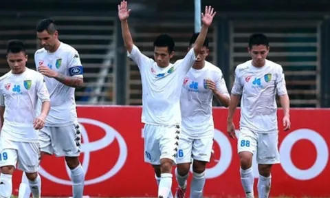Hà Nội FC: Sau những cú vấp là pha bứt tốc