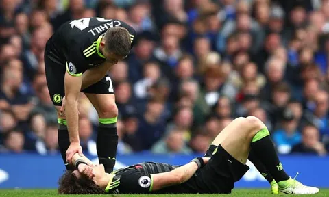 Vô địch Premier League ám ảnh sao Chelsea