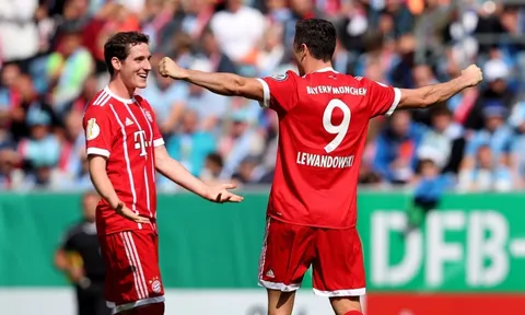 Vòng 1 Cúp quốc gia Đức: Lewy ghi 2 bàn, Aubameyang lập ngay hat-trick