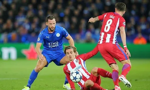 Vụ Griezmann, Man Utd gặp đối thủ "máu mặt"