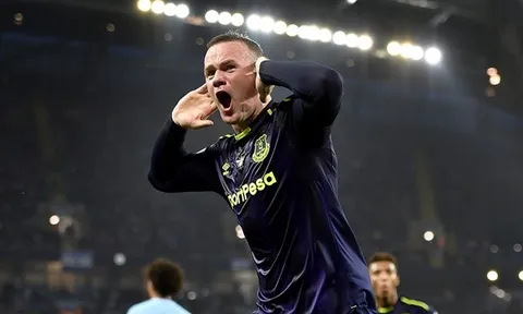 Walker lãnh thẻ đỏ, Man City "hút chết" trước Everton