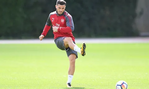 Wenger: Kolasinac là bản hợp đồng không cần suy nghĩ!
