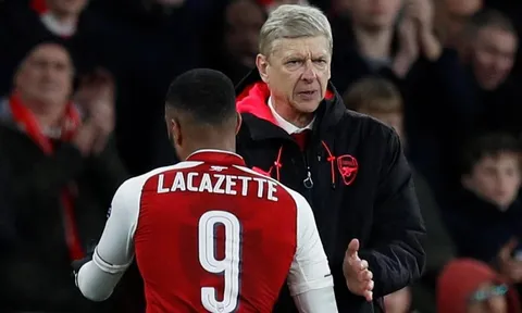 Wenger mát lòng vì Lacazette