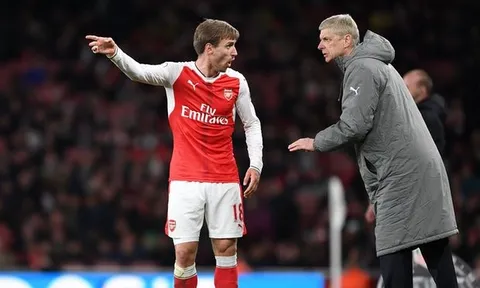 Wenger chê Tottenham: 1 năm không bằng 20 năm