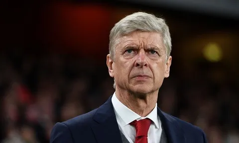 Top 5 HLV tệ nhất Ngoại hạng Anh mùa này: Wenger rơi tự do