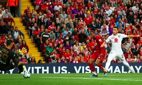 Wijnaldum lần đầu nói về việc muốn trốn chạy khỏi Liverpool