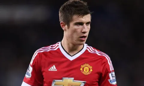 Wolves sẵn sàng ra giá cho cựu trung vệ Man United