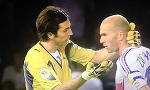 World Cup 2006, Buffon nhìn Zidane cuối đầu rời sân
