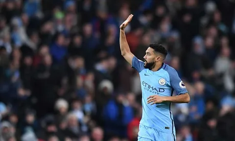 XÁC NHẬN cái tên đầu tiên rời Man City