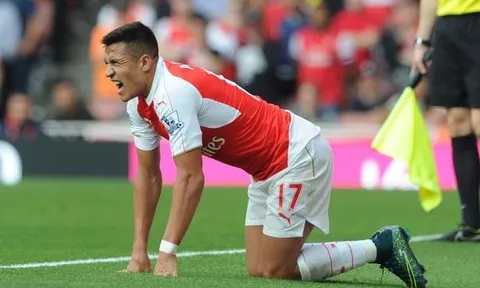 XÁC NHẬN: Sanchez chấn thương, nghỉ hết tháng
