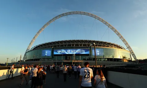 XÁC NHẬN: Tottenham thử 'hàng nóng' tại Wembley trước mùa giải mới
