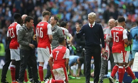 Xhaka - Ông chủ khu trung tuyến của Arsenal