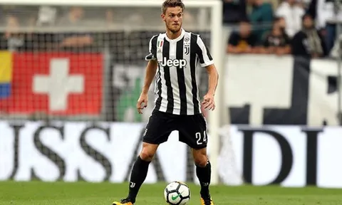 XONG: Juventus chính thức nói "không" với Chelsea vụ Rugani