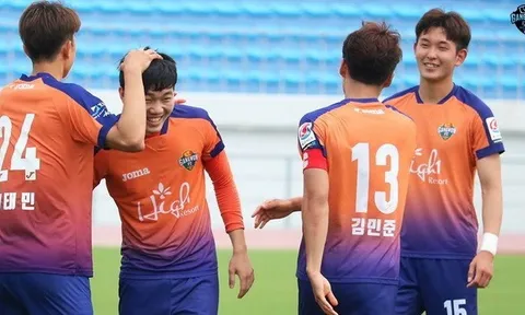 Xuân Trường thi đấu 45 phút, Gangwon bị loại bởi đội hạng dưới