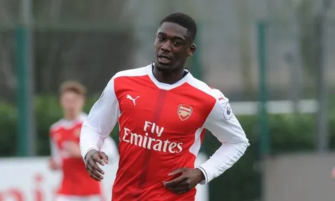 Yaya Sanogo có bến đỗ mới