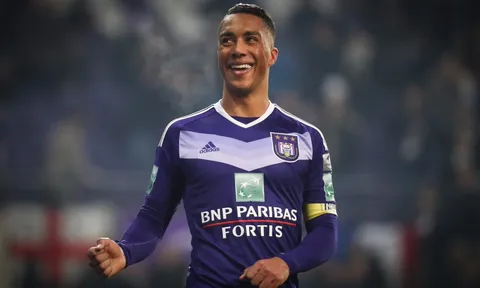 Youri Tielemans - Sao trẻ khiến châu Âu sục sôi