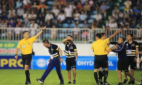 Trọng tài Lân không sai nghiêm trọng, CLB Hà Nội có gì mà ầm ĩ?