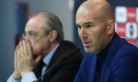 Chỉ 1 cầu thủ Real Madrid chưa nói lời tri ân HLV Zidane