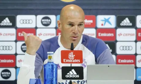 Zidane thừa nhận có thể bị sa thải mùa sau