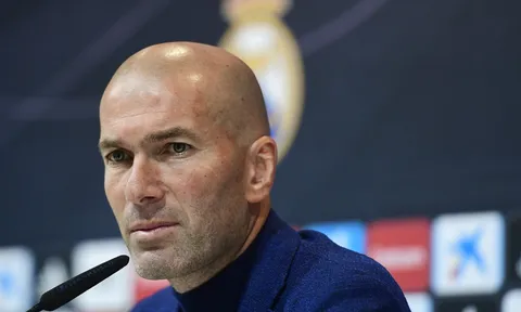 Zidane từ chức là vì ức chế với Perez?