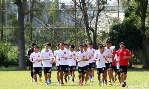 CLB Long An trở lại sau "trò hề" trên sân Thống Nhất