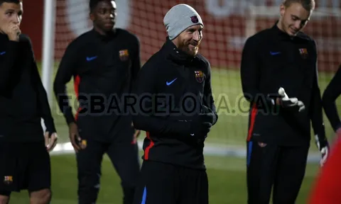 Messi trở lại cùng Barca nghênh chiến "khắc tinh"