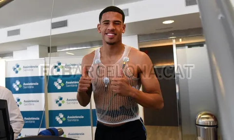 Barca chiêu mộ thành công tuyển thủ U21 Anh